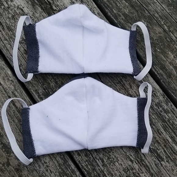 2 Handmade Adults Gray Cotton Washable Face Masks - Picture 4 of 6